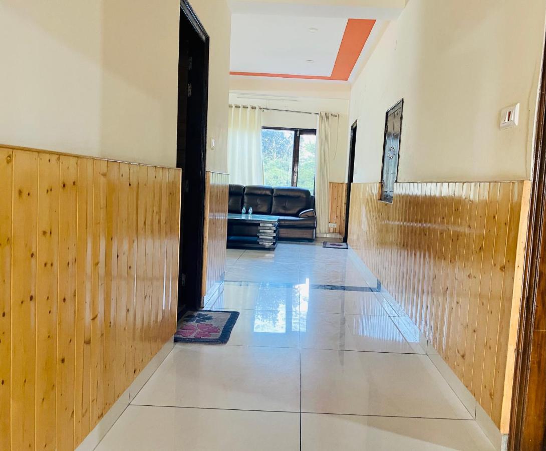 Royal Green Mashobra - Mountain And Valley View Rooms Шимла Экстерьер фото