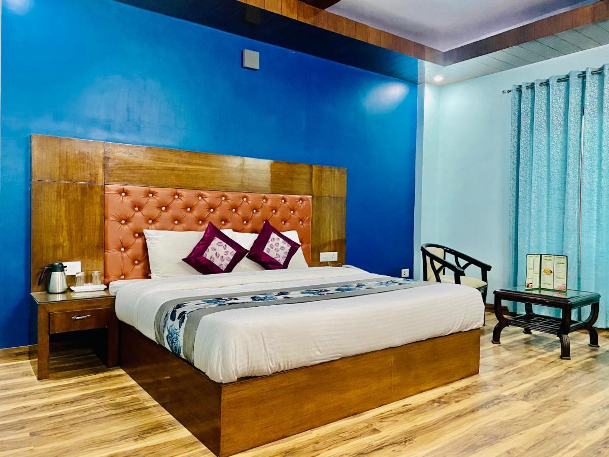 Royal Green Mashobra - Mountain And Valley View Rooms Шимла Экстерьер фото