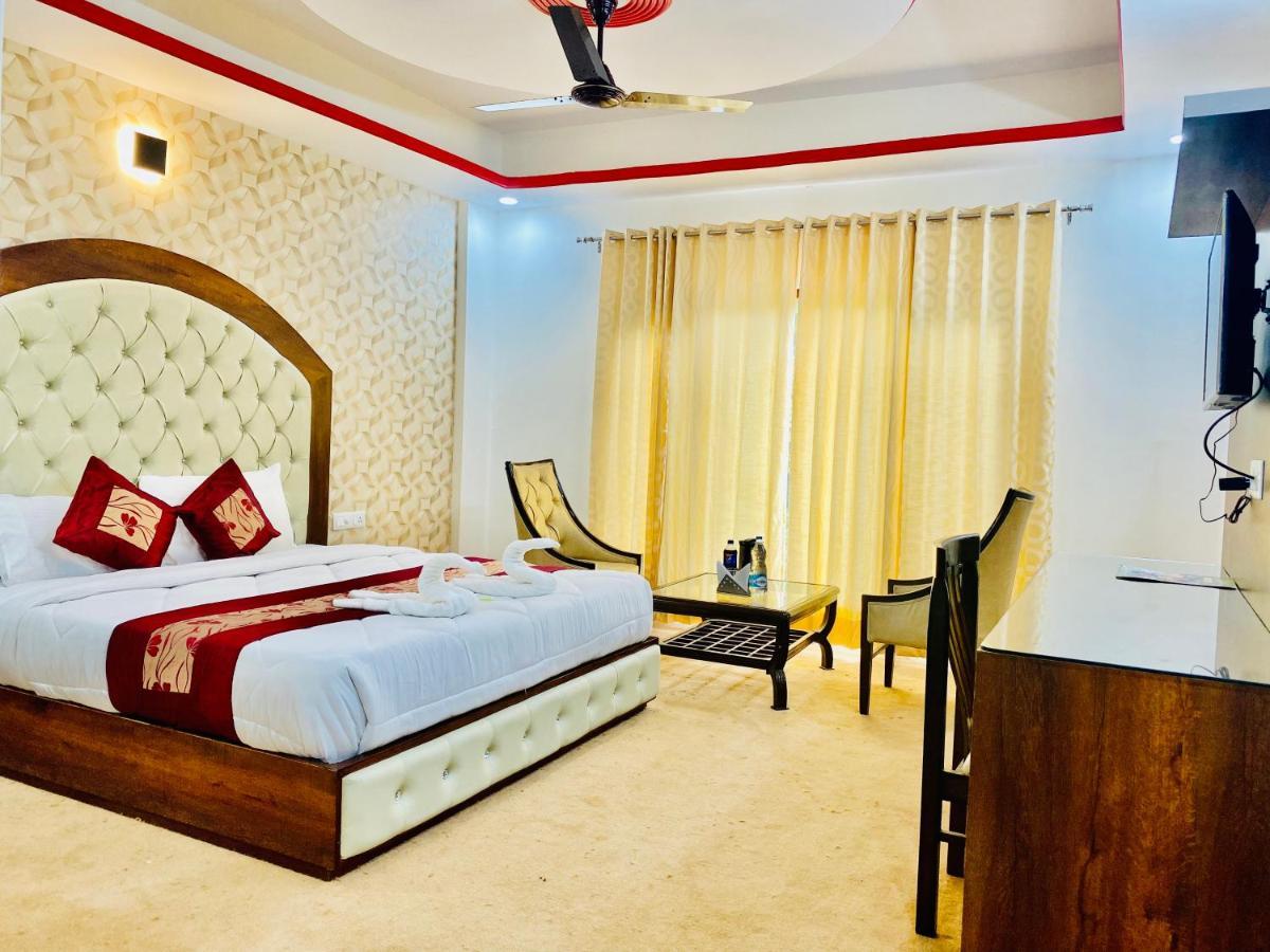 Royal Green Mashobra - Mountain And Valley View Rooms Шимла Экстерьер фото
