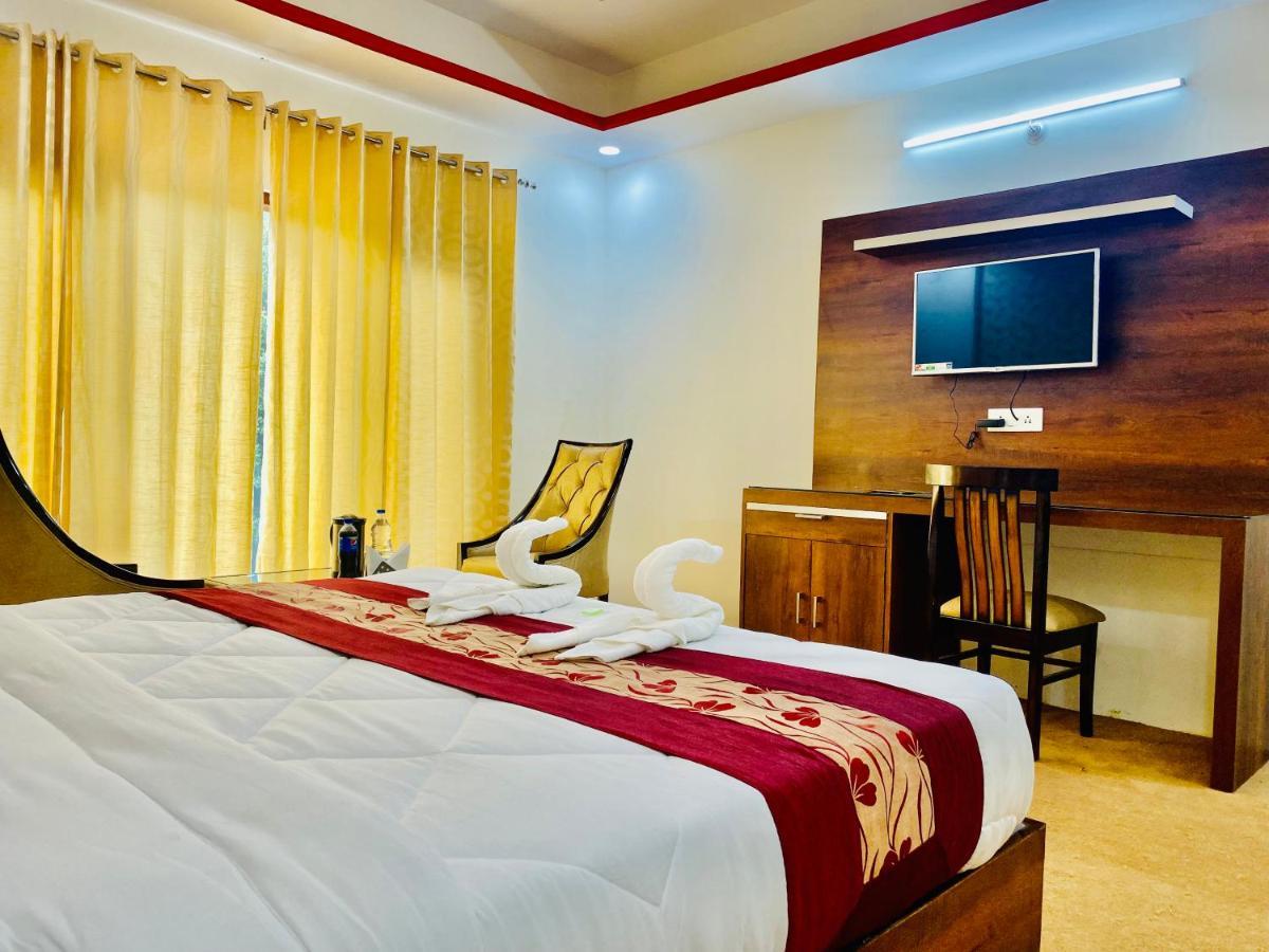Royal Green Mashobra - Mountain And Valley View Rooms Шимла Экстерьер фото