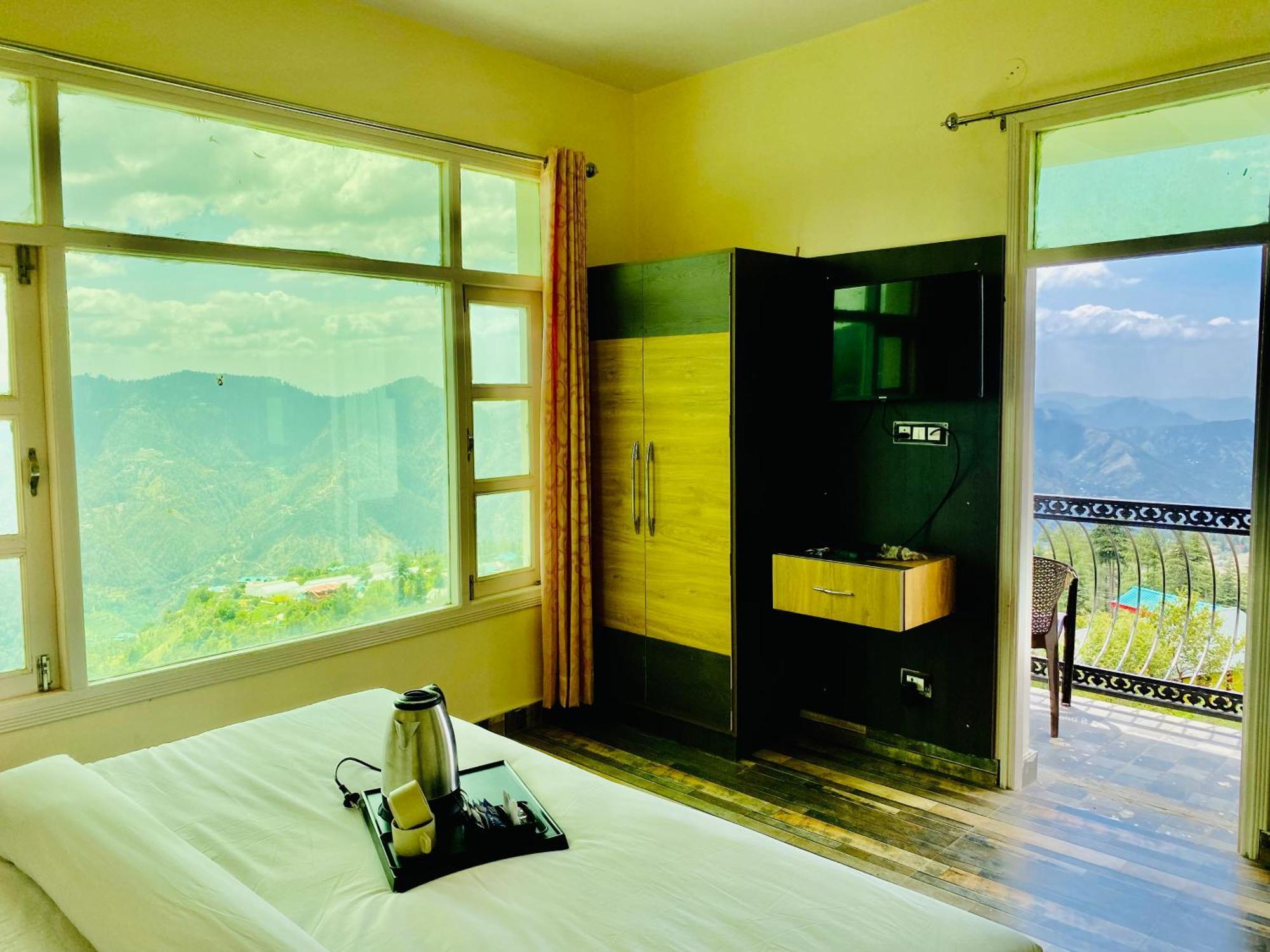 Royal Green Mashobra - Mountain And Valley View Rooms Шимла Экстерьер фото