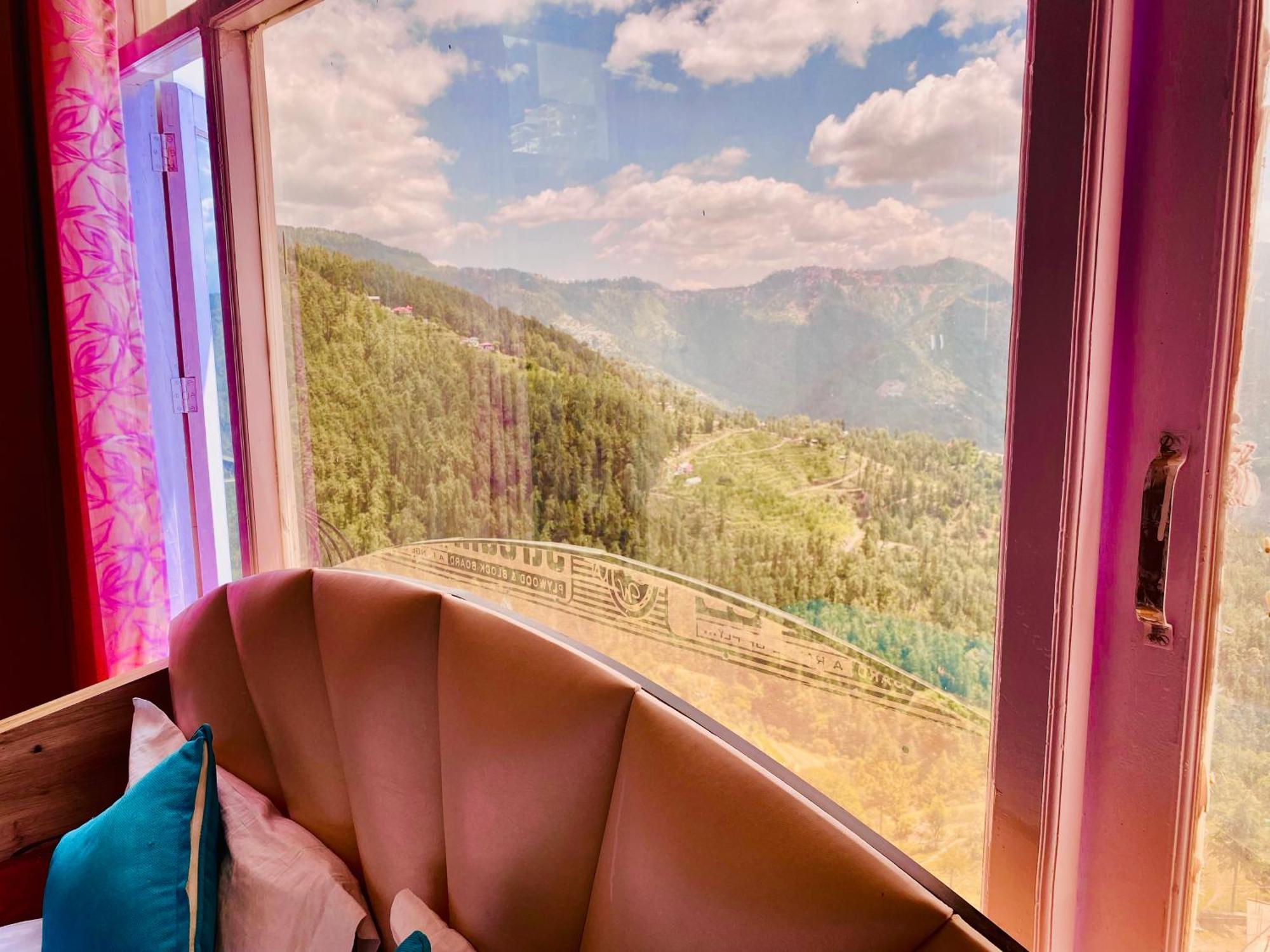 Royal Green Mashobra - Mountain And Valley View Rooms Шимла Экстерьер фото