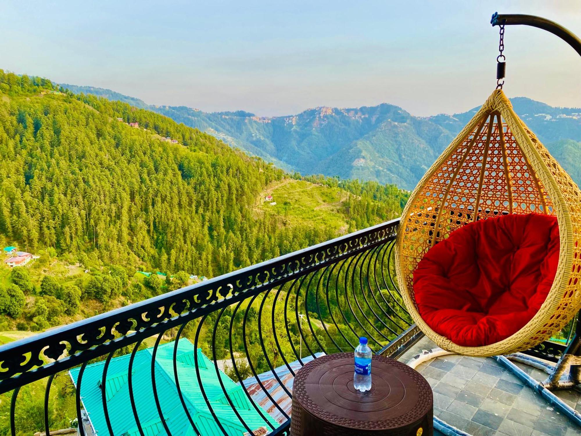 Royal Green Mashobra - Mountain And Valley View Rooms Шимла Экстерьер фото