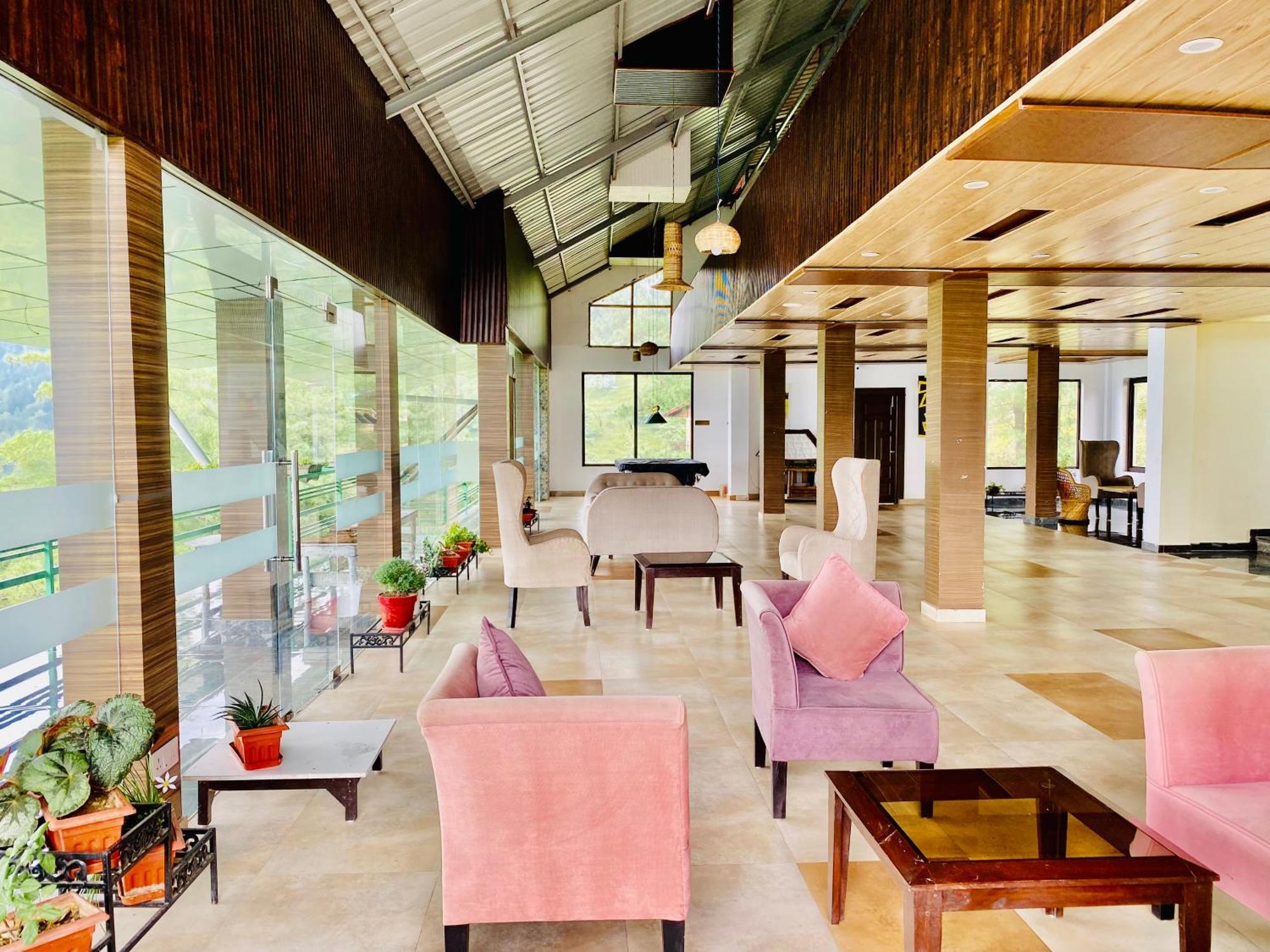 Royal Green Mashobra - Mountain And Valley View Rooms Шимла Экстерьер фото