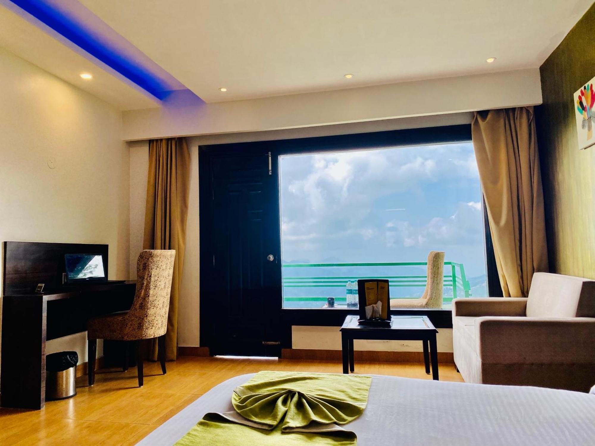 Royal Green Mashobra - Mountain And Valley View Rooms Шимла Экстерьер фото